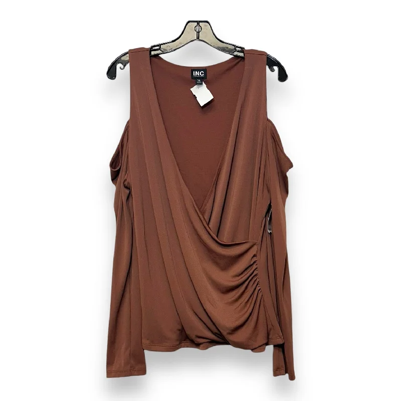 Top Long Sleeve Basic By Inc In Brown, Size: Xxl